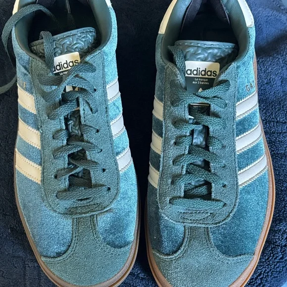 Adidas Gazelle Bold Green Velvet - Rare and Like New - 7.5 - Picture 6 of 9